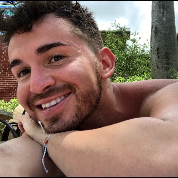 Meet your Posher, Brian - Picture 2 of 4